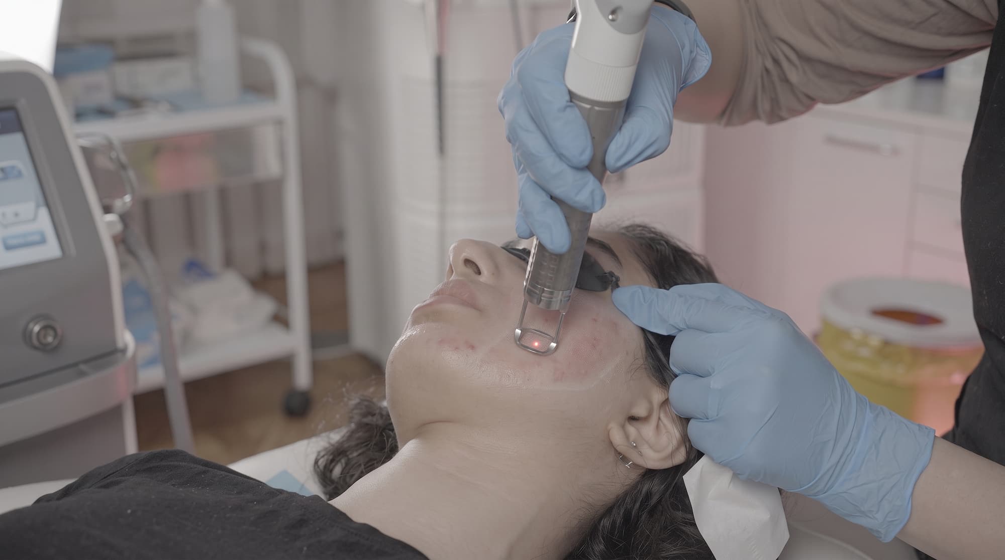 A laser treatment in progress at Chisel Health